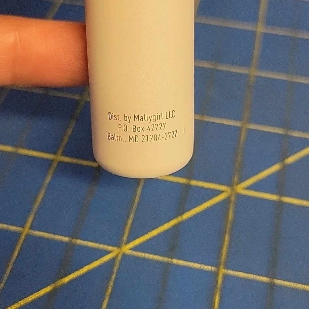 Mally Liquid Eye Brightner 5g New